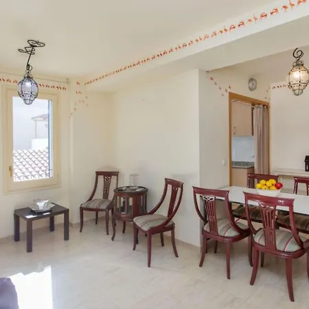 Global Mitsu - By Global Holidays 18851 Holiday home